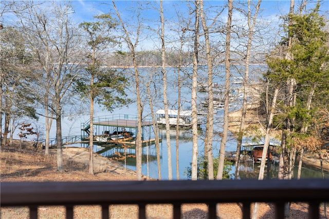 488 Brookdale Point, Lavonia, GA 30553