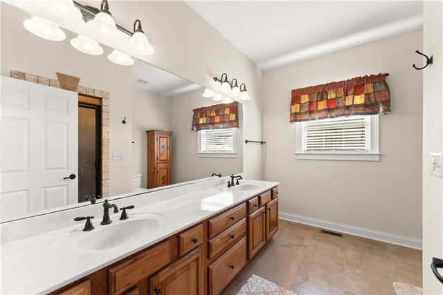 488 Brookdale Point, Lavonia, GA 30553