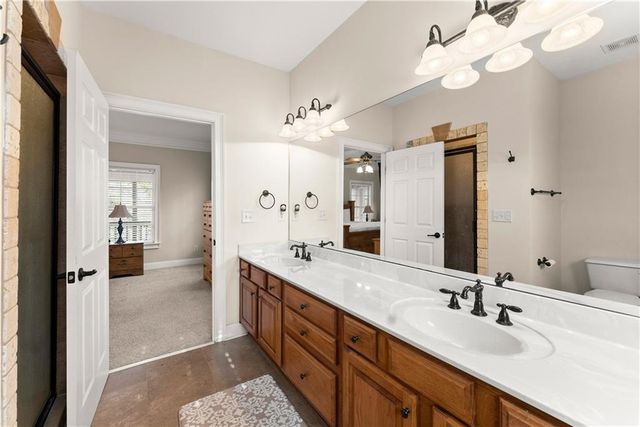 488 Brookdale Point, Lavonia, GA 30553