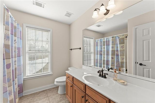 488 Brookdale Point, Lavonia, GA 30553