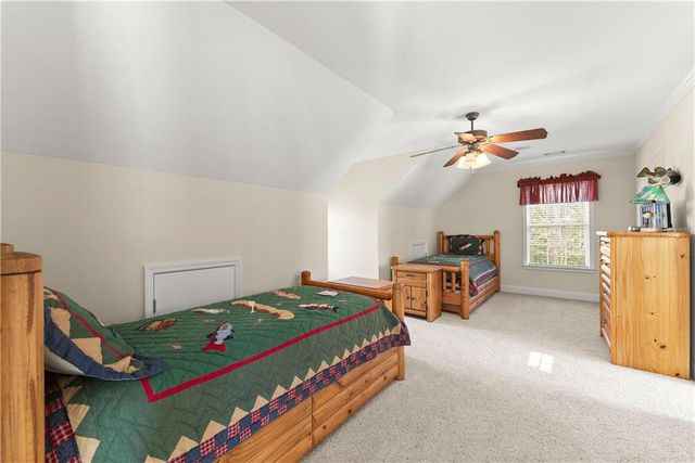 488 Brookdale Point, Lavonia, GA 30553