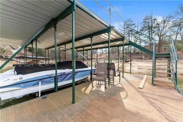 488 Brookdale Point, Lavonia, GA 30553