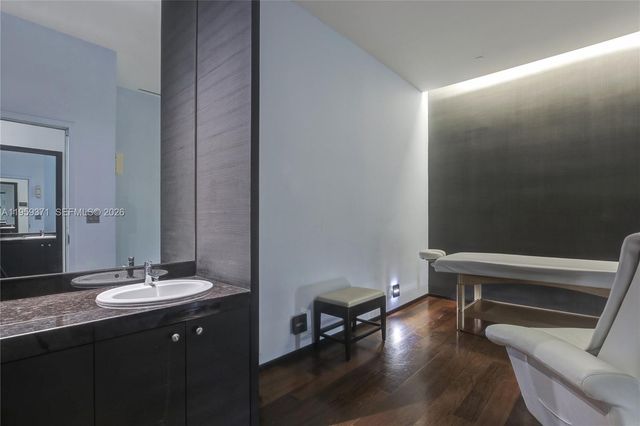 1850 S Ocean Dr 408, Hallandale Beach, FL 33009