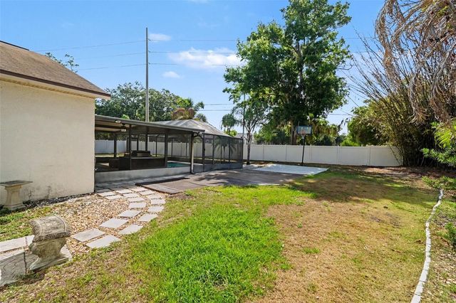 1714 LARABIE COURT, Brandon, FL 33511