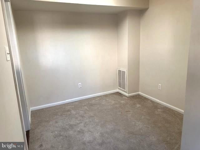 8742 WALUTES CIR, Alexandria, VA 22309