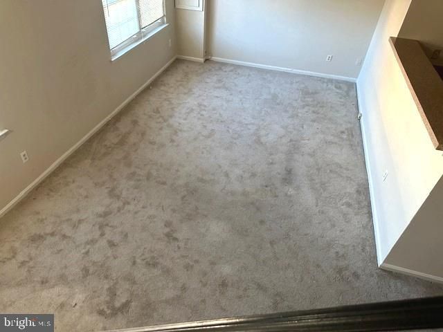 8742 WALUTES CIR, Alexandria, VA 22309