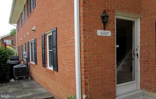 8742 WALUTES CIR, Alexandria, VA 22309