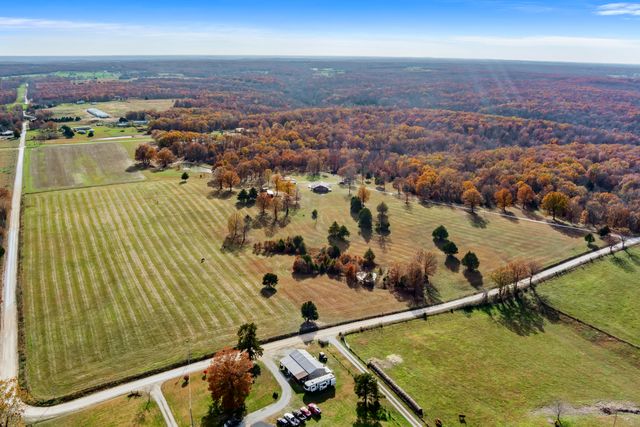 277 Plad Road, Windyville, MO 65783