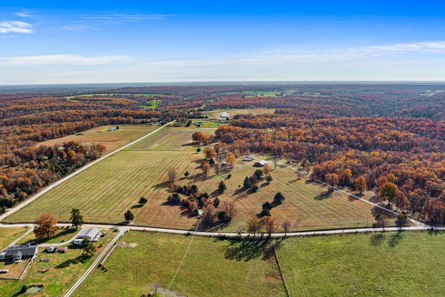 277 Plad Road, Windyville, MO 65783