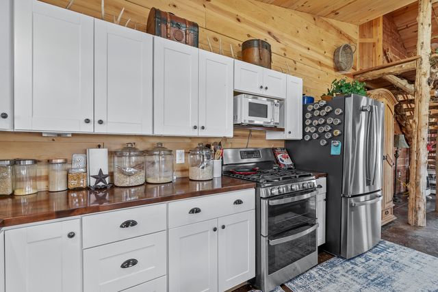 277 Plad Road, Windyville, MO 65783