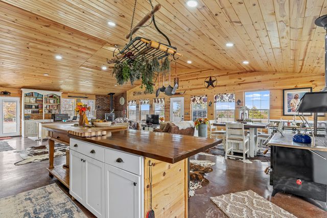 277 Plad Road, Windyville, MO 65783