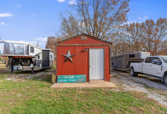 277 Plad Road, Windyville, MO 65783