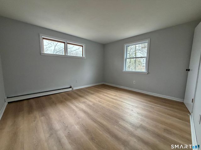 164 Sycamore Street 2R, Bristol, CT 06010