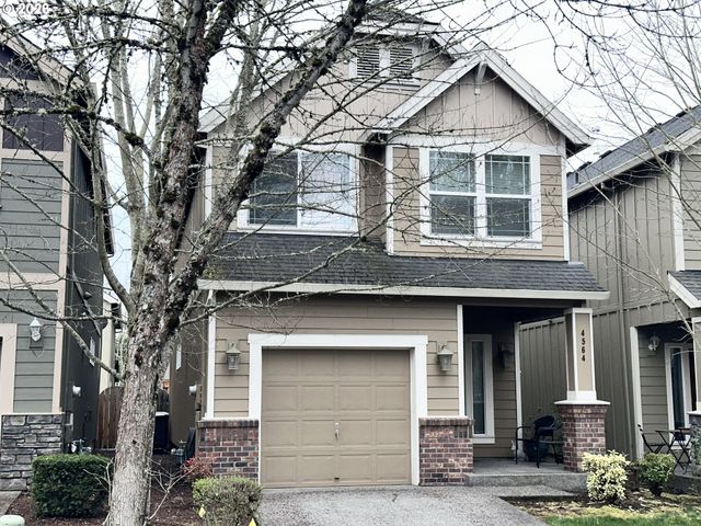 4564 Se OLIVEWOOD St, Hillsboro, OR 97123