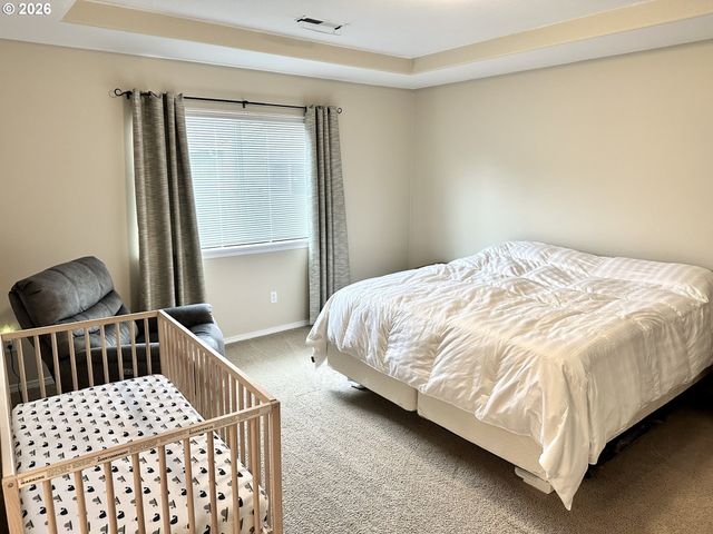 4564 Se OLIVEWOOD St, Hillsboro, OR 97123