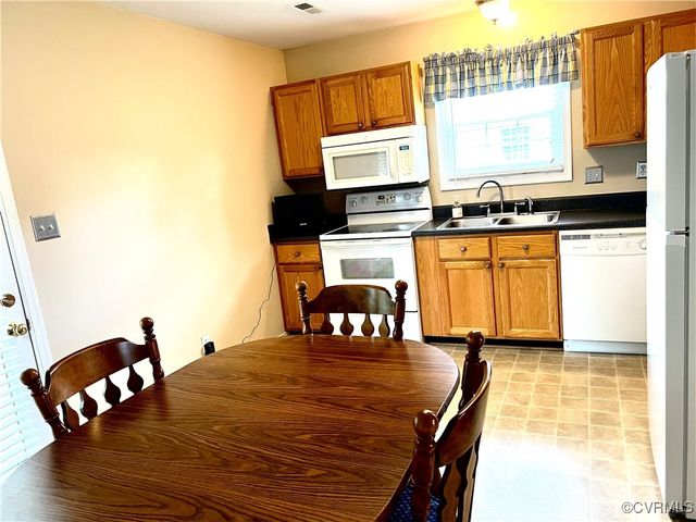 1217 Old Francis Rd, Glen Allen, VA 23059