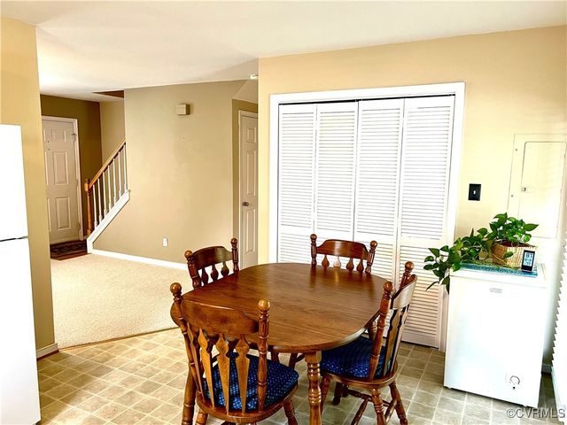 1217 Old Francis Rd, Glen Allen, VA 23059