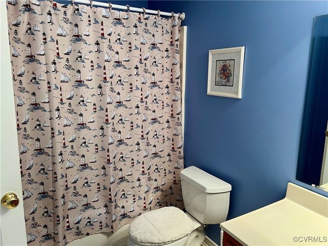 1217 Old Francis Rd, Glen Allen, VA 23059