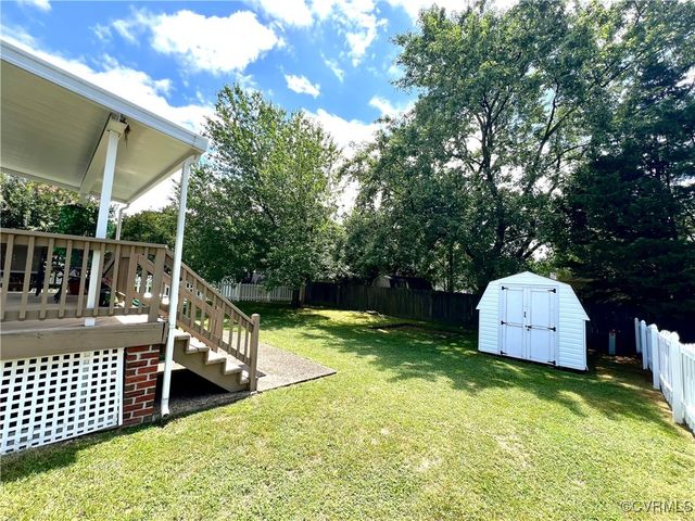 1217 Old Francis Rd, Glen Allen, VA 23059