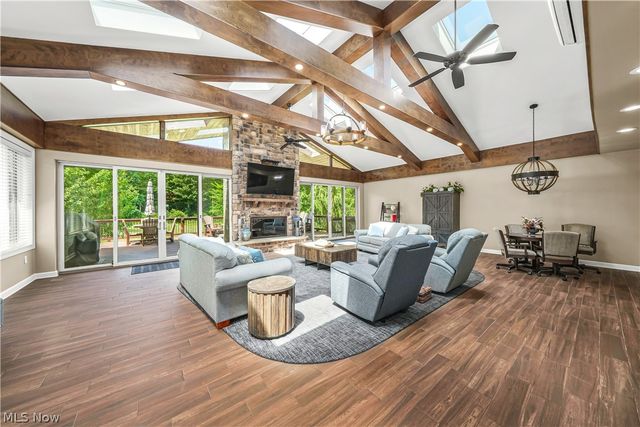 2969 Huntington Way, Aurora, OH 44202