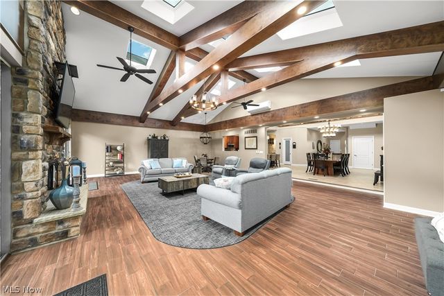 2969 Huntington Way, Aurora, OH 44202