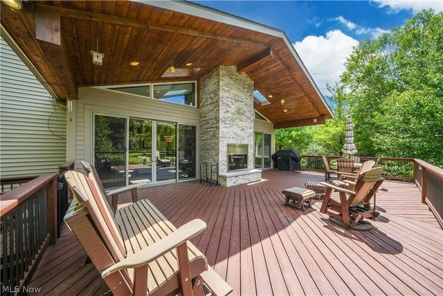 2969 Huntington Way, Aurora, OH 44202