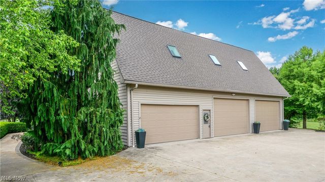 2969 Huntington Way, Aurora, OH 44202