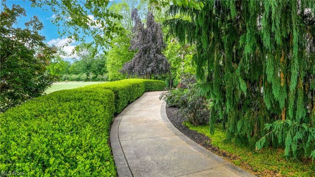 2969 Huntington Way, Aurora, OH 44202