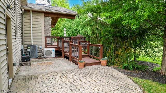 2969 Huntington Way, Aurora, OH 44202