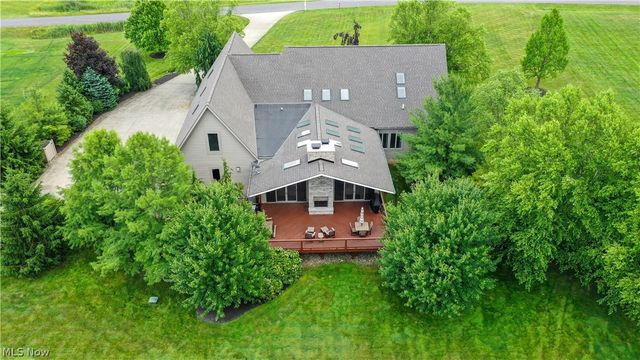 2969 Huntington Way, Aurora, OH 44202