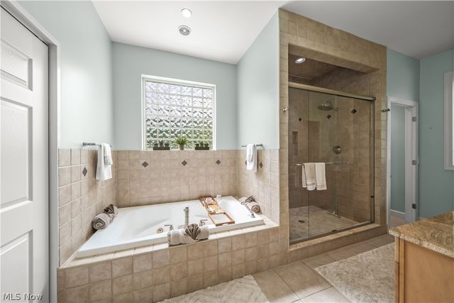 2969 Huntington Way, Aurora, OH 44202
