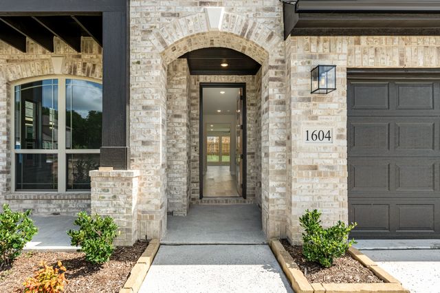 1604 Olivia Drive, Trenton, TX 75490