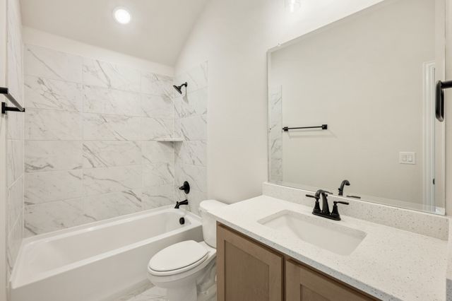 1604 Olivia Drive, Trenton, TX 75490