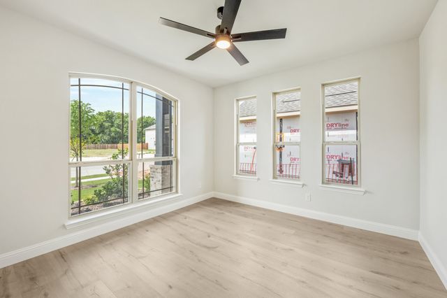 1604 Olivia Drive, Trenton, TX 75490