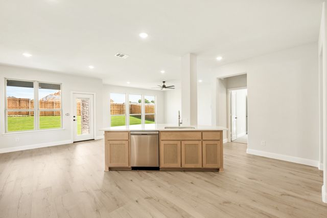 1604 Olivia Drive, Trenton, TX 75490