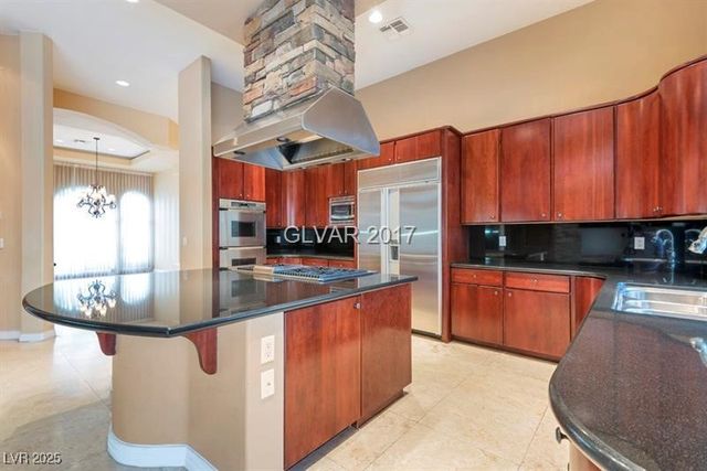 1008 Trophy Hills Drive, Las Vegas, NV 89134