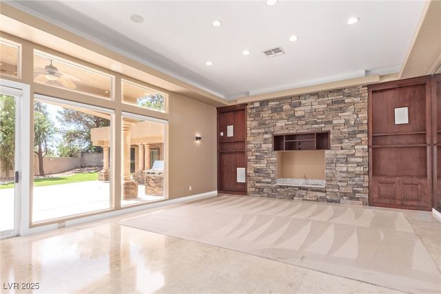 1008 Trophy Hills Drive, Las Vegas, NV 89134