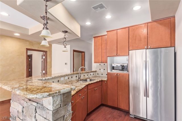 1008 Trophy Hills Drive, Las Vegas, NV 89134