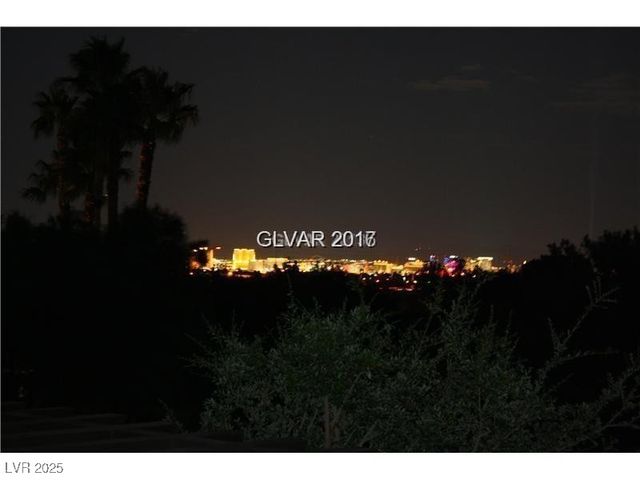 1008 Trophy Hills Drive, Las Vegas, NV 89134