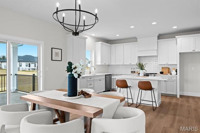 809 Golden Bell Lane, O'fallon, IL 62269