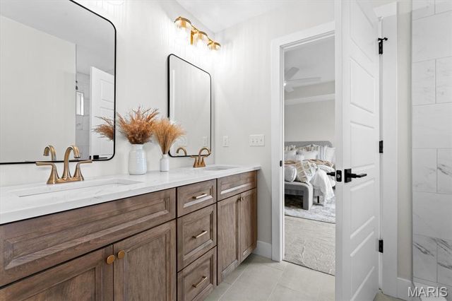 809 Golden Bell Lane, O'fallon, IL 62269