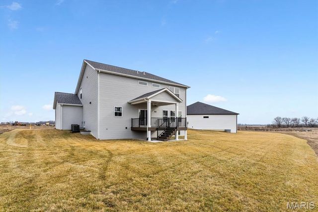 809 Golden Bell Lane, O'fallon, IL 62269