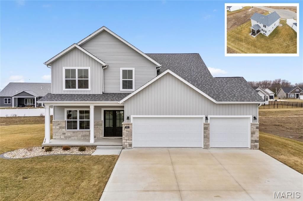 809 Golden Bell Lane, O'fallon, IL 62269