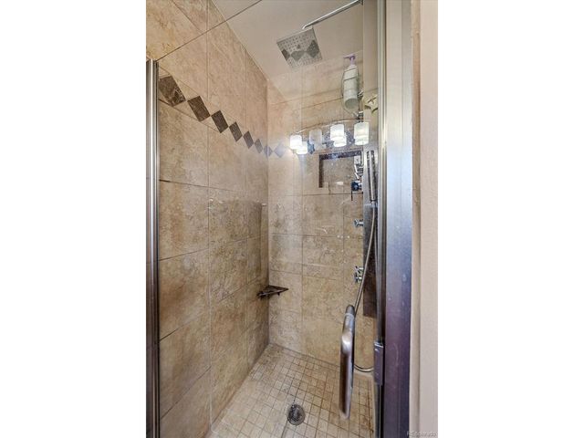 8866 E Easter Ave, Centennial, CO 80112