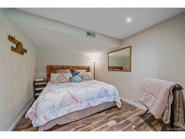 8866 E Easter Ave, Centennial, CO 80112