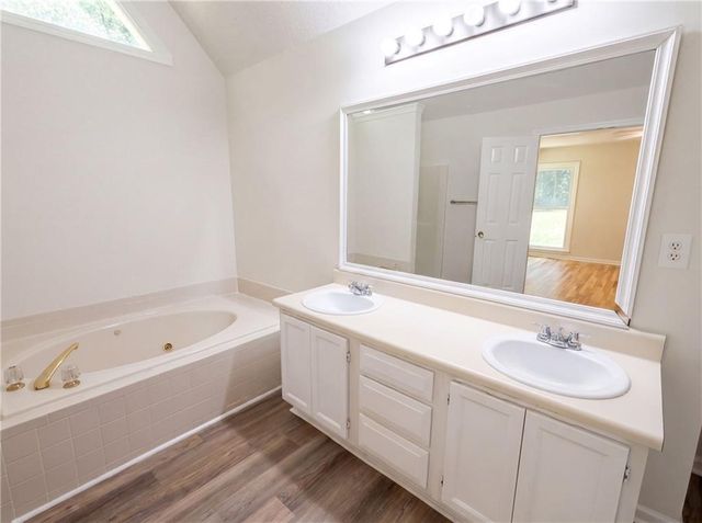 95 Christophers Gallop, Stockbridge, GA 30281