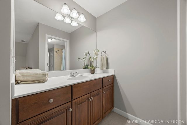 1017 Tartan Court, Wheaton, IL 60187