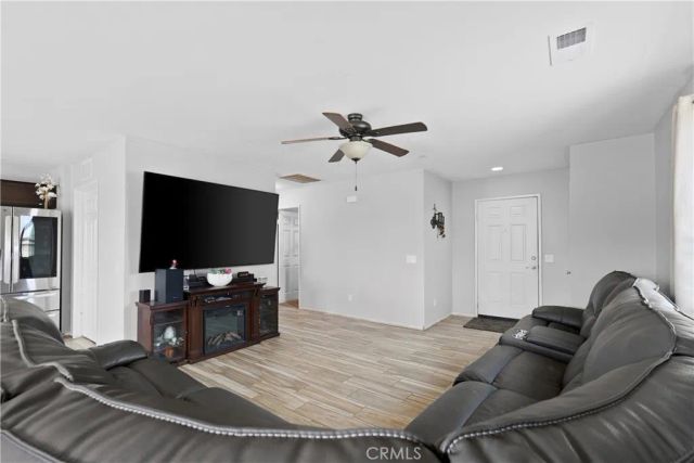 3411 Bryce Canyon Way, Perris, CA 92570