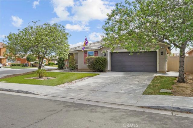 3411 Bryce Canyon Way, Perris, CA 92570