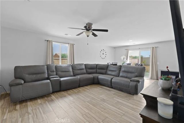 3411 Bryce Canyon Way, Perris, CA 92570